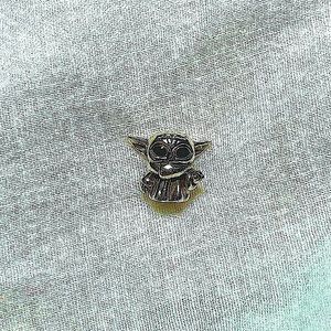 Pandora Star Wars ‘the child’ charm. Authentic!